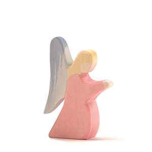 Angel Kneeling Red (Ostheimer)