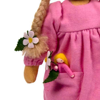 Hilscher Flower Doll Rose