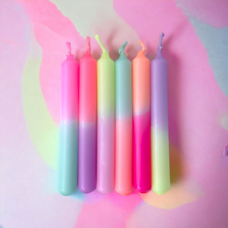 Dip Dye Konfetti Candles - Light Hibiscus