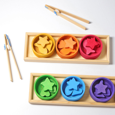 Sorting Game Rainbow Bowls with Tweezers (Grimm's)