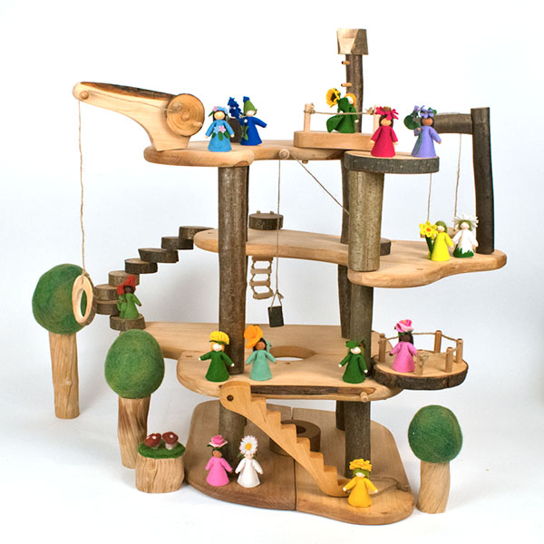 wooden tree house play set