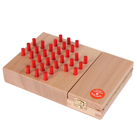 Solitaire Peg Puzzle Deluxe Edition
