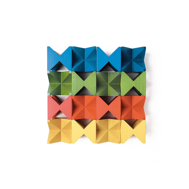 知育玩具 Naef Spiel NAEF SPIEL MINI colored: The Wooden Wagon